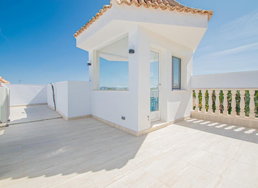 4 Zimmer Villa zu verkaufen in La Nucia mit Pool - 548.000 € (Ref: 7515616)