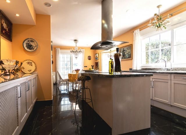 5 camera da letto Villa in vendita in La Nucia Pueblo  , La Nucia con piscina - 800.000 € (Rif: 7552272)