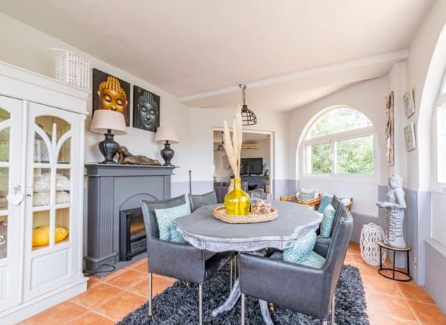 3 bedroom Villa for sale in La Nucia with pool - € 395,000 (Ref: 7555848)