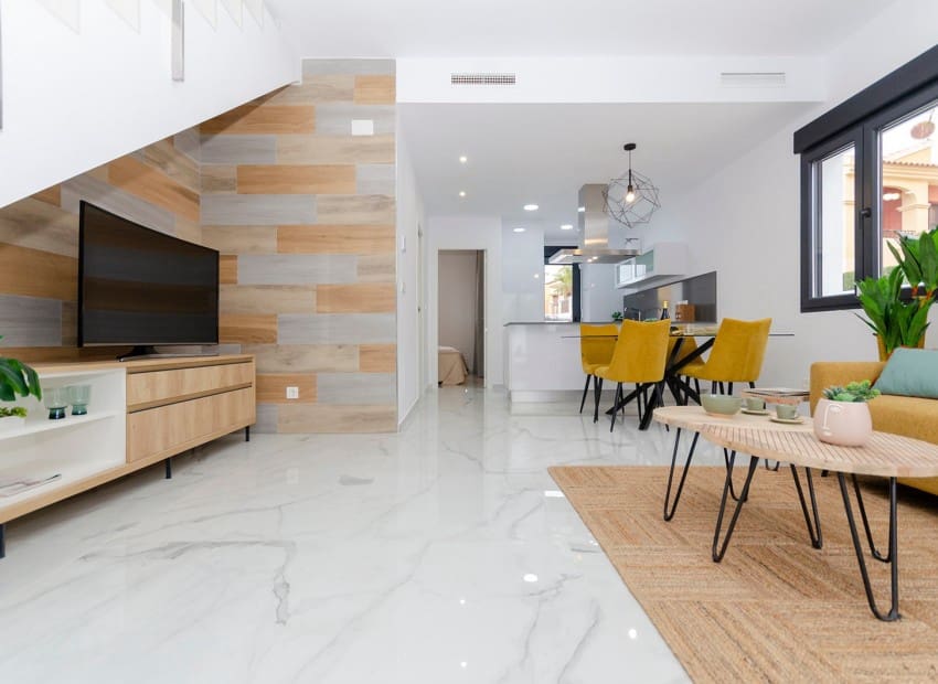 3 slaapkamer Villa te koop in Torrevieja met zwembad - € 409.000 (Ref: 8825666)