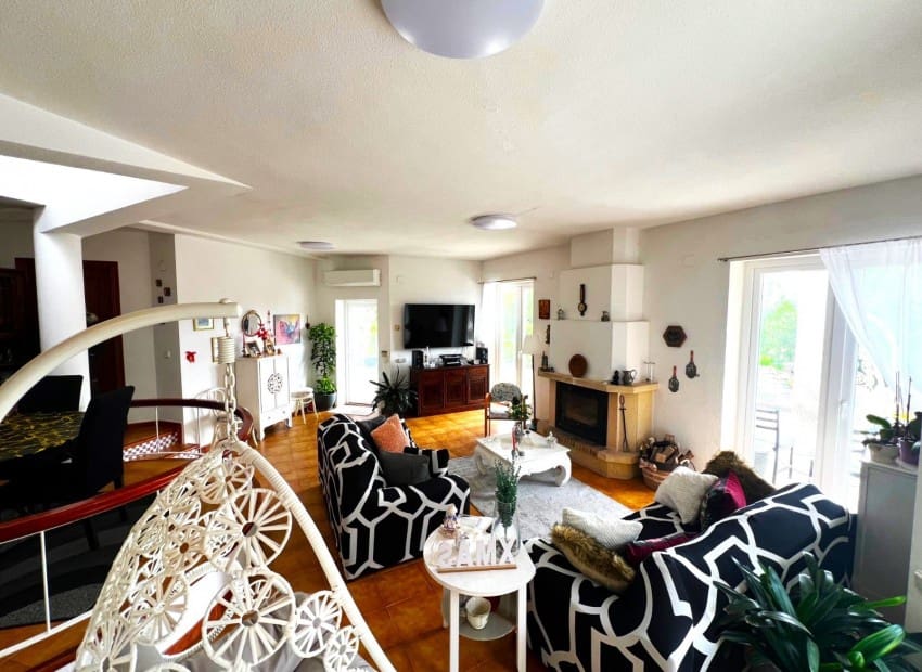 4 soveværelse Villa til salg i Altea la Vella med swimmingpool - € 525.000 (Ref: 8825675)