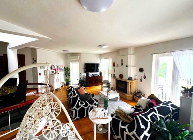 4 soveværelse Villa til salg i Altea la Vella, Altea med swimmingpool - € 525.000 (Ref: 8825675)