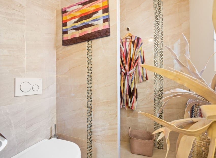 5 bedroom Villa for sale in Altea with pool garage - € 1,975,000 (Ref: 8825676)