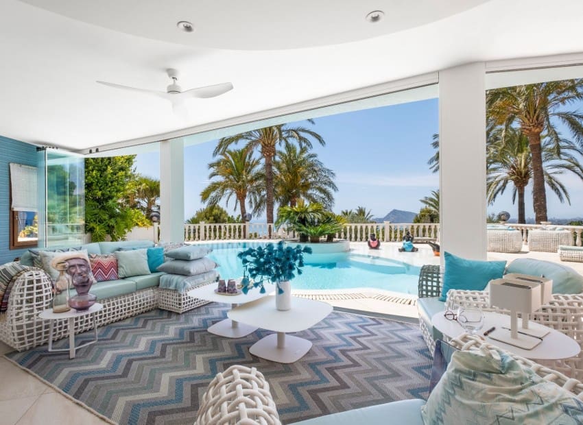 5 bedroom Villa for sale in Altea with pool garage - € 1,975,000 (Ref: 8825676)