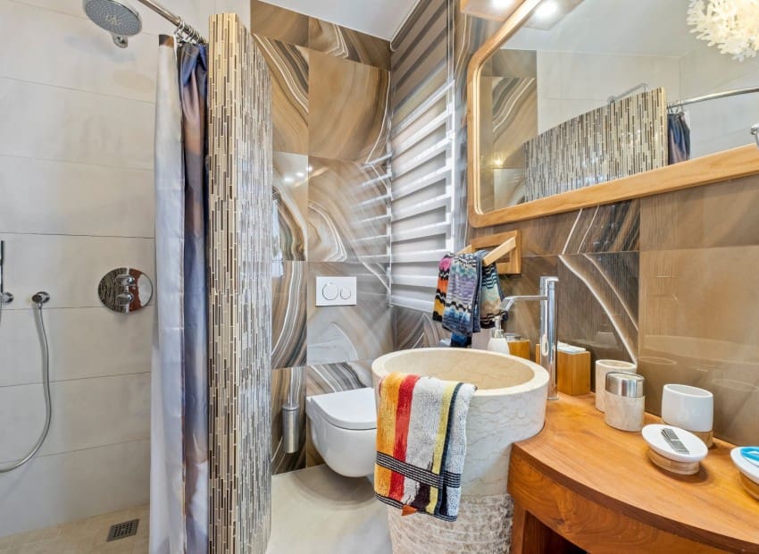 5 bedroom Villa for sale in Altea with pool garage - € 1,975,000 (Ref: 8825676)