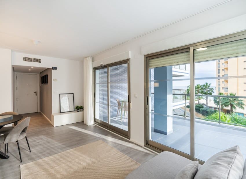 2 bedroom Apartment for sale in Calpe / Calp with pool - € 689,000 (Ref: 8825681)