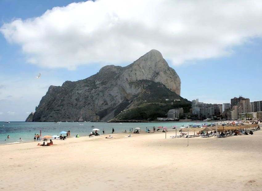 2 bedroom Apartment for sale in Calpe / Calp with pool - € 689,000 (Ref: 8825681)