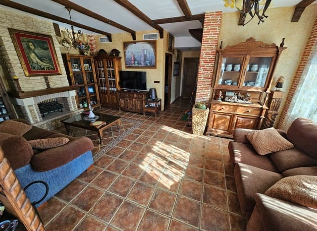 7 chambre Villa/Maison à vendre à Daya Nueva avec piscine garage - 425 000 € (Ref: 8825683)