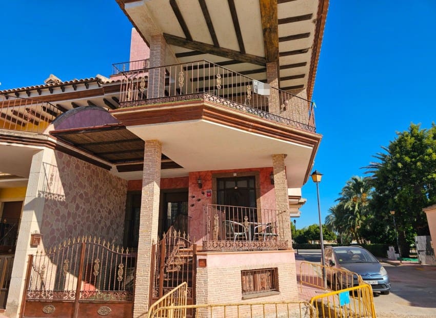 7 chambre Villa/Maison à vendre à Daya Nueva avec piscine garage - 425 000 € (Ref: 8825683)