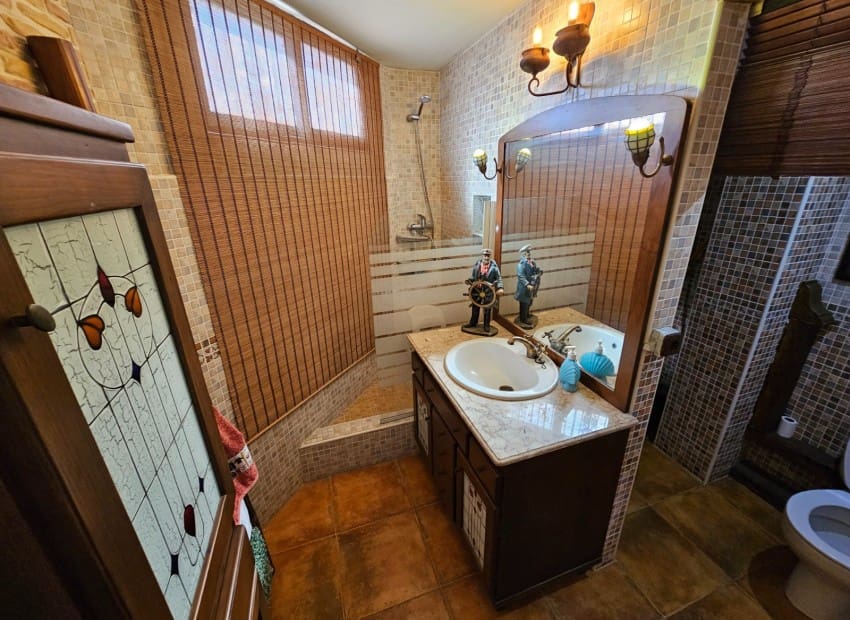 7 chambre Villa/Maison à vendre à Daya Nueva avec piscine garage - 425 000 € (Ref: 8825683)