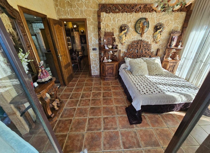 7 chambre Villa/Maison à vendre à Daya Nueva avec piscine garage - 425 000 € (Ref: 8825683)