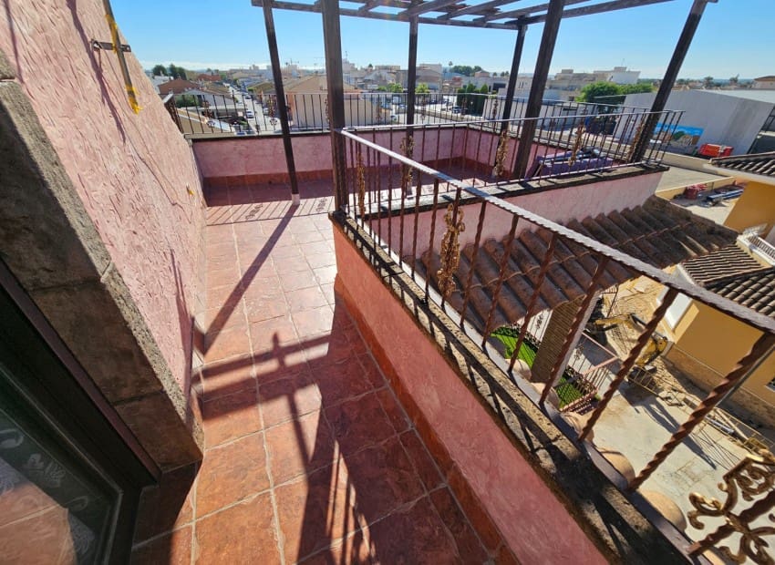 7 chambre Villa/Maison à vendre à Daya Nueva avec piscine garage - 425 000 € (Ref: 8825683)