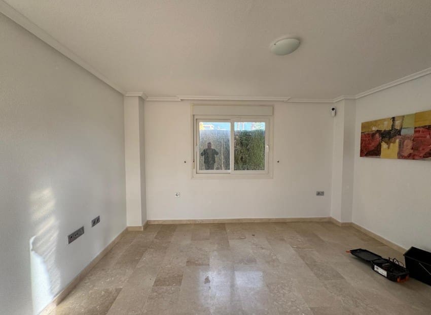 3 makuuhuone Huvila myytävänä paikassa Guardamar del Segura mukana uima-altaan - 390 000 € (Ref: 8825687)