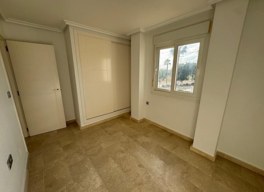 3 makuuhuone Huvila myytävänä paikassa Guardamar del Segura mukana uima-altaan - 390 000 € (Ref: 8825687)