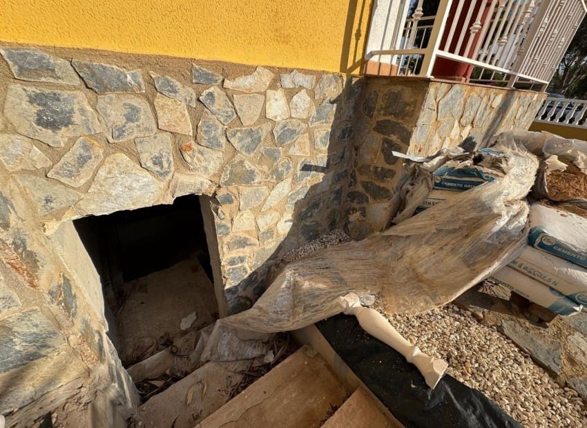 3 makuuhuone Huvila myytävänä paikassa Guardamar del Segura mukana uima-altaan - 390 000 € (Ref: 8825687)