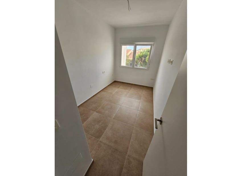 3 slaapkamer Villa te koop in Pilar de la Horadada met zwembad garage - € 265.000 (Ref: 8825688)