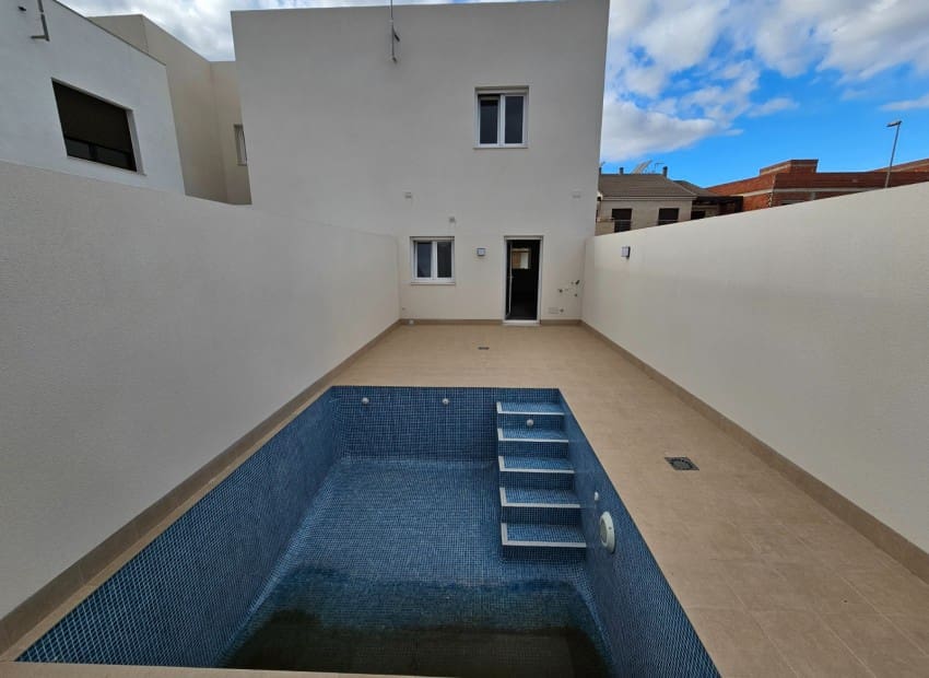 3 slaapkamer Villa te koop in Pilar de la Horadada met zwembad garage - € 265.000 (Ref: 8825688)