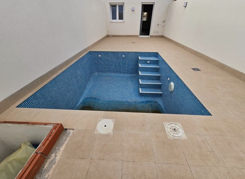 3 slaapkamer Villa te koop in Pilar de la Horadada met zwembad garage - € 265.000 (Ref: 8825688)