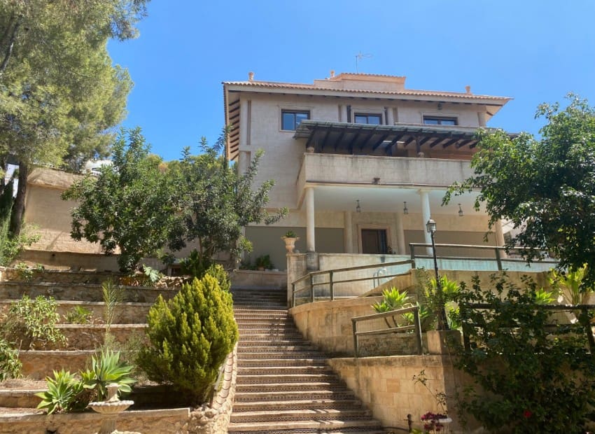 4 soverom Villa til salgs i Altea la Vella med svømmebasseng garasje - € 630 000 (Ref: 8825689)