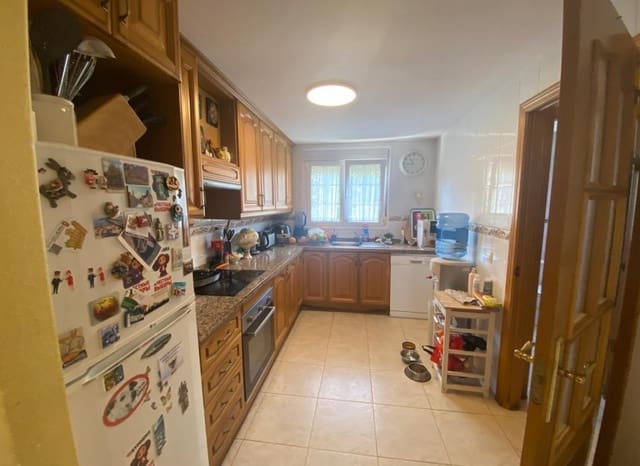 4 soveværelse Villa til salg i Albir, Alfaz del Pi / L'Alfàs del Pi med swimmingpool garage - € 450.000 (Ref: 8825704)