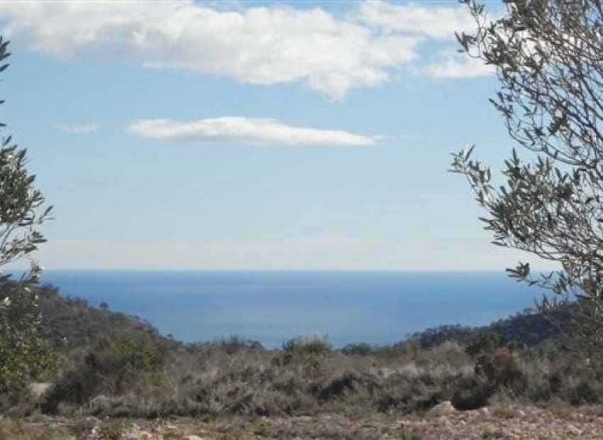 Tontti myytävänä paikassa Relleu - 228 000 € (Ref: 8825706)