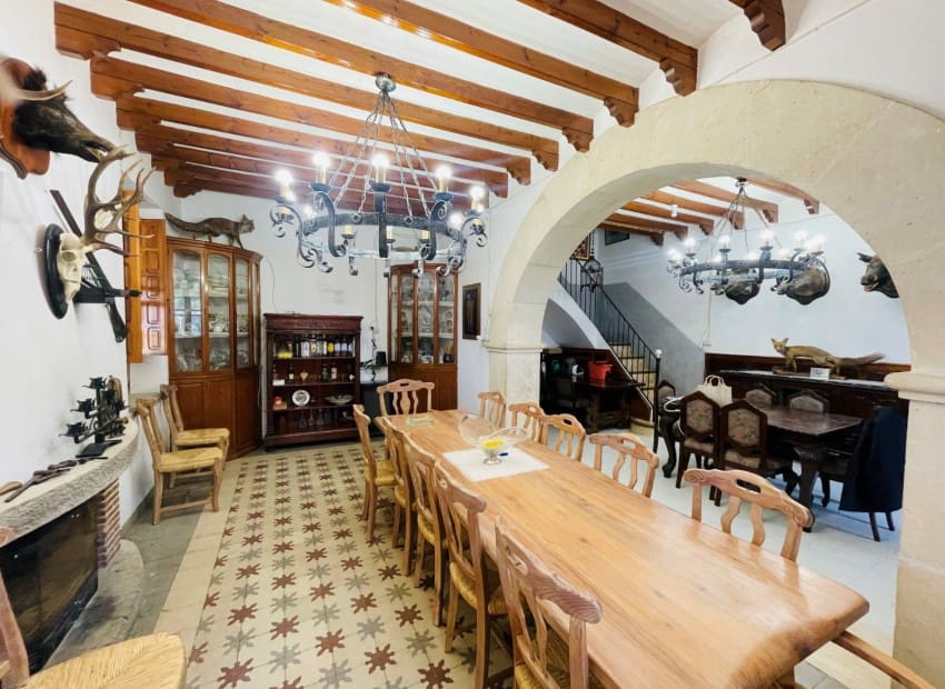 9 soveværelse Finca/Landehus til salg i Jijona / Xixona med swimmingpool garage - € 550.000 (Ref: 8825713)