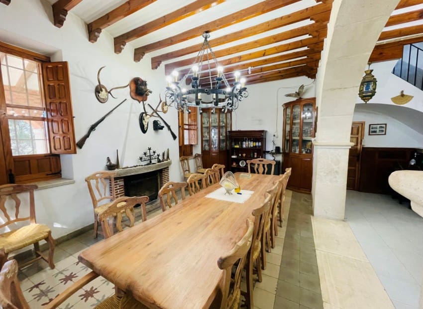 9 soveværelse Finca/Landehus til salg i Jijona / Xixona med swimmingpool garage - € 550.000 (Ref: 8825713)