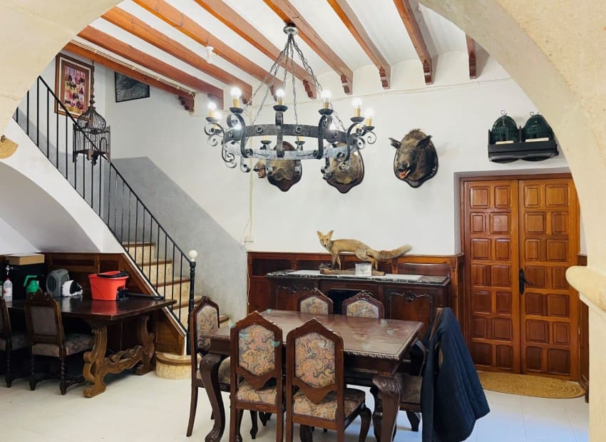 9 soveværelse Finca/Landehus til salg i Jijona / Xixona med swimmingpool garage - € 550.000 (Ref: 8825713)