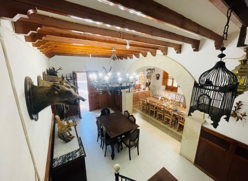 9 soveværelse Finca/Landehus til salg i Jijona / Xixona med swimmingpool garage - € 550.000 (Ref: 8825713)