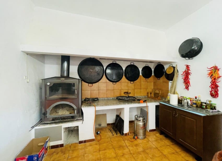 9 soveværelse Finca/Landehus til salg i Jijona / Xixona med swimmingpool garage - € 550.000 (Ref: 8825713)