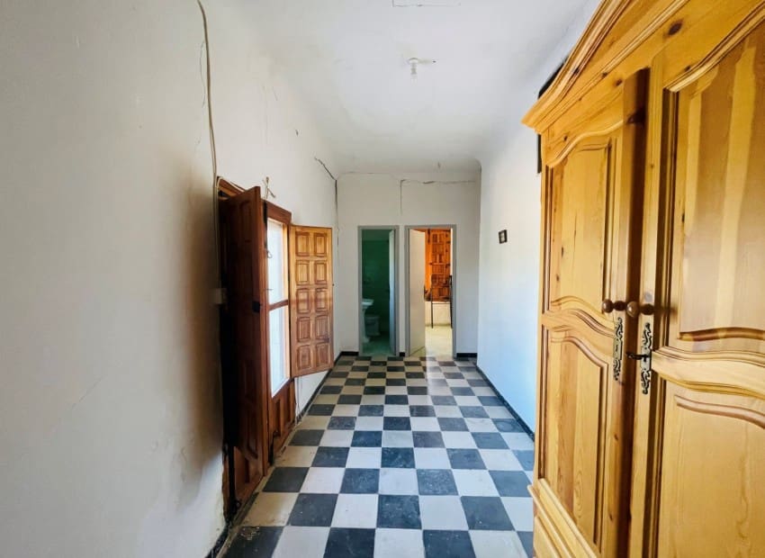 9 soveværelse Finca/Landehus til salg i Jijona / Xixona med swimmingpool garage - € 550.000 (Ref: 8825713)