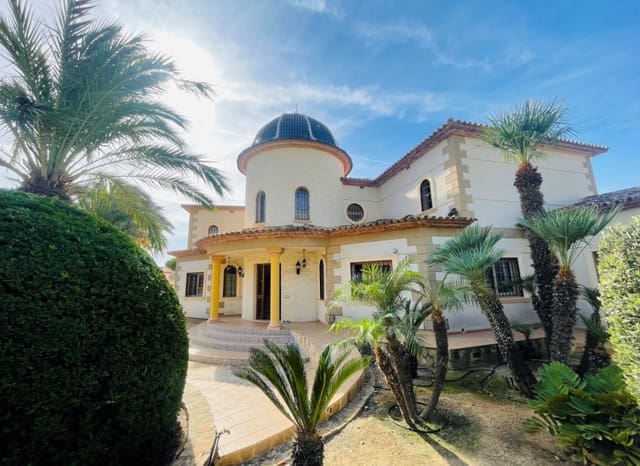 6 slaapkamer Villa te koop in Altea la Vella, Altea met zwembad garage - € 2.299.500 (Ref: 8825714)
