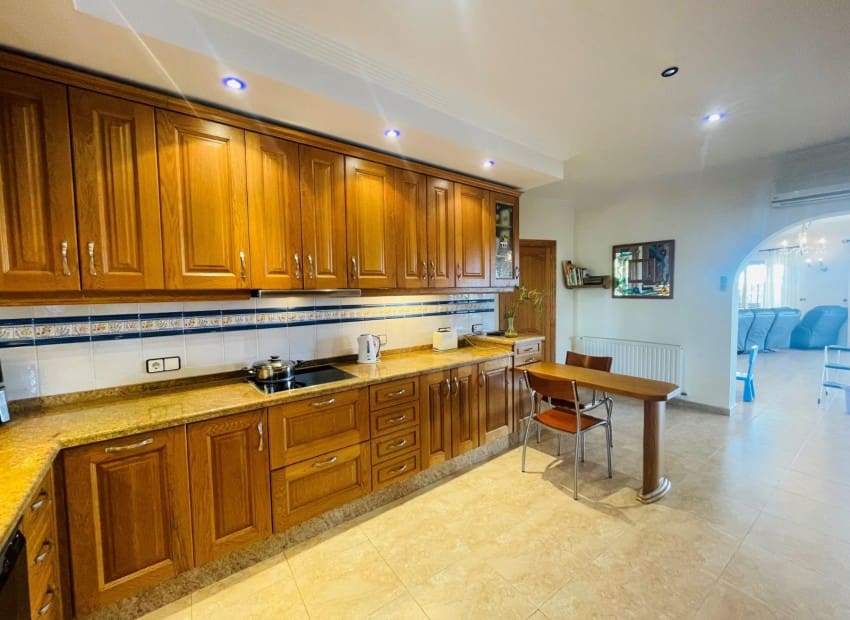 6 slaapkamer Villa te koop in Altea la Vella met zwembad garage - € 2.299.500 (Ref: 8825714)