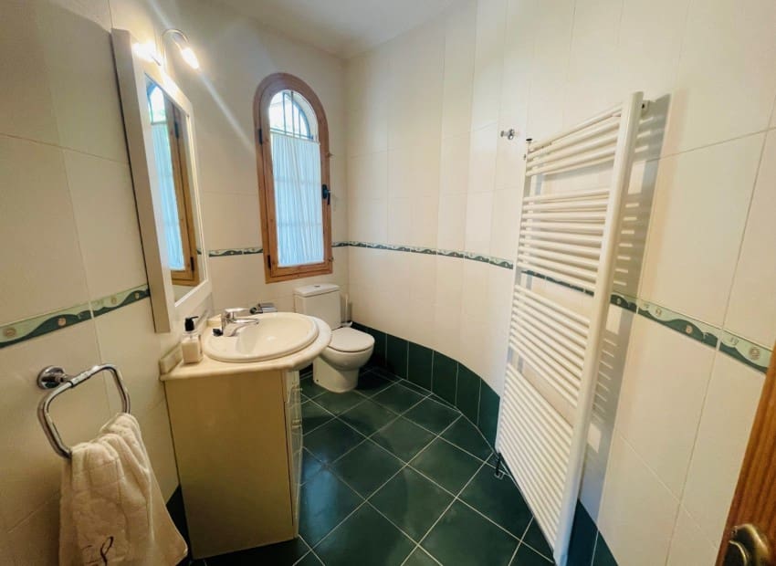 6 slaapkamer Villa te koop in Altea la Vella met zwembad garage - € 2.299.500 (Ref: 8825714)