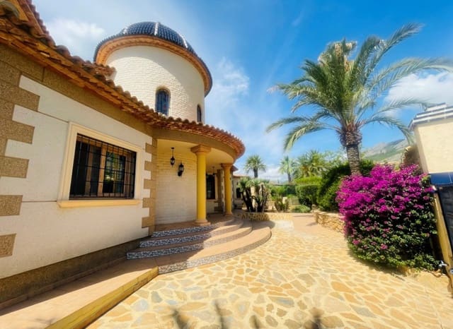 6 slaapkamer Villa te koop in Altea la Vella, Altea met zwembad garage - € 2.299.500 (Ref: 8825714)