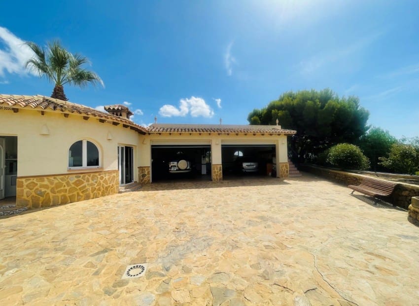6 slaapkamer Villa te koop in Altea la Vella met zwembad garage - € 2.299.500 (Ref: 8825714)