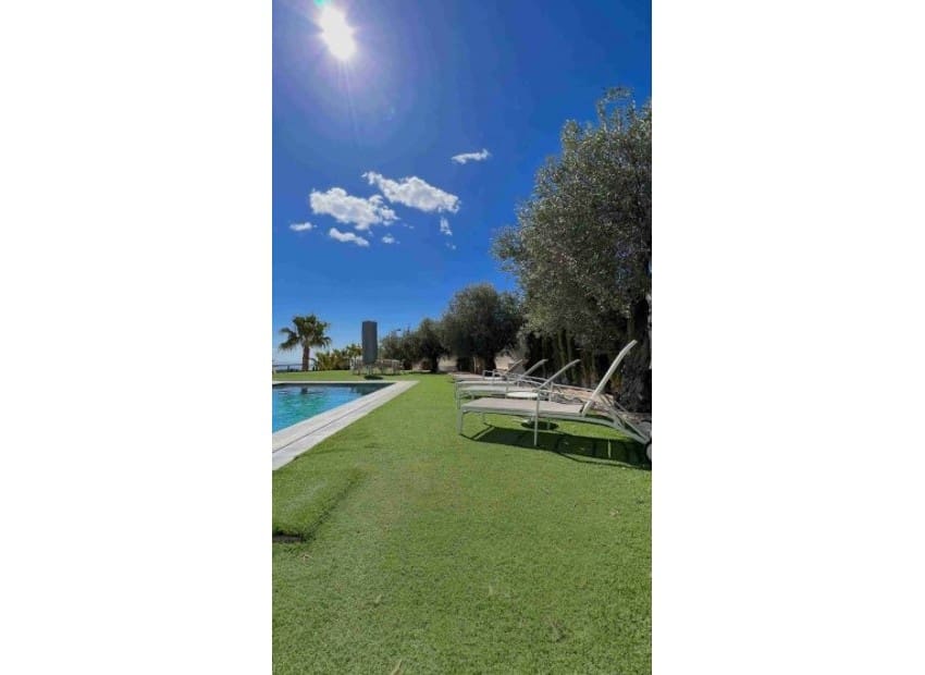 5 bedroom Villa for sale in Altea la Vella with pool garage - € 1,100,000 (Ref: 8825720)