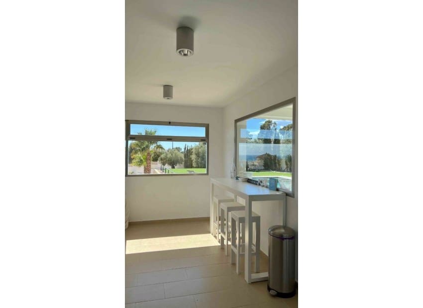 5 bedroom Villa for sale in Altea la Vella with pool garage - € 1,100,000 (Ref: 8825720)