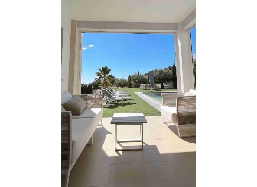 5 bedroom Villa for sale in Altea la Vella with pool garage - € 1,100,000 (Ref: 8825720)