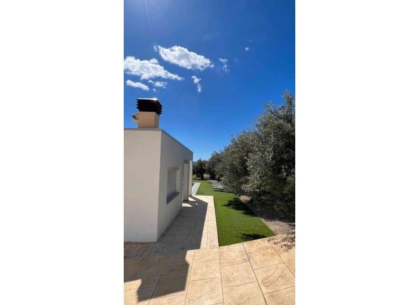 5 bedroom Villa for sale in Altea la Vella with pool garage - € 1,100,000 (Ref: 8825720)