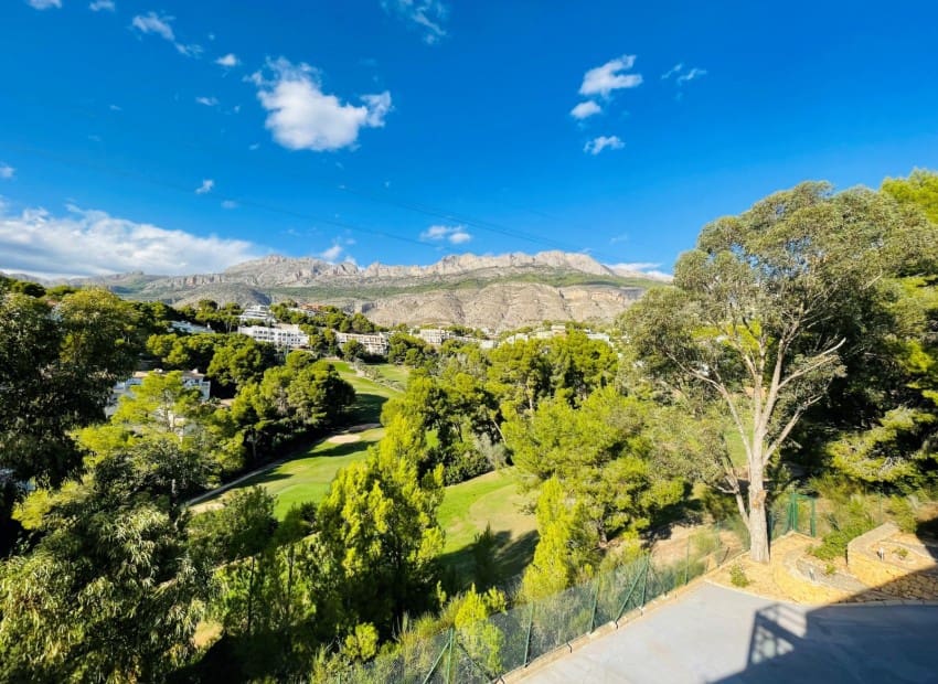 4 soveværelse Villa til salg i Altea la Vella med swimmingpool garage - € 1.295.000 (Ref: 8825721)