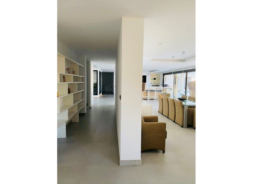 5 soverom Villa til salgs i Altea la Vella med svømmebasseng garasje - € 3 499 990 (Ref: 8825723)