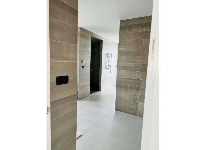 5 soverom Villa til salgs i Altea la Vella med svømmebasseng garasje - € 3 499 990 (Ref: 8825723)