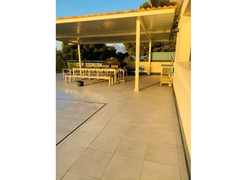 5 soverom Villa til salgs i Altea la Vella med svømmebasseng garasje - € 3 499 990 (Ref: 8825723)