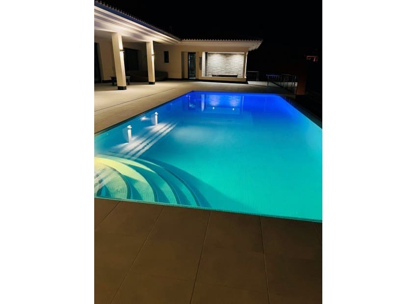 5 soverom Villa til salgs i Altea la Vella med svømmebasseng garasje - € 3 499 990 (Ref: 8825723)