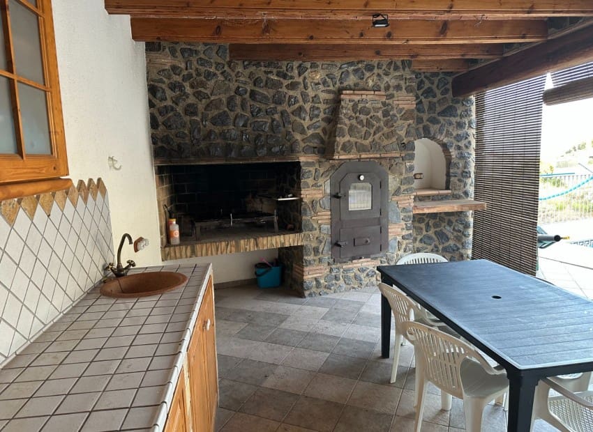 6 soveværelse Villa til salg i Callosa d'En Sarria med swimmingpool garage - € 950.000 (Ref: 8825738)