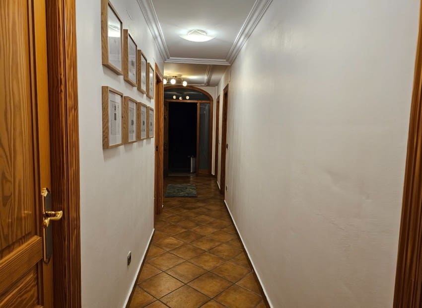 6 soveværelse Villa til salg i Callosa d'En Sarria med swimmingpool garage - € 950.000 (Ref: 8825738)