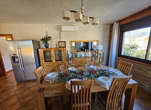 6 bedroom Villa for sale in Callosa d'En Sarrià with pool garage - € 950,000 (Ref: 8825738)