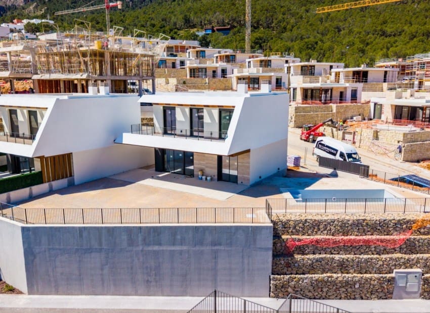 2 bedroom Villa for sale in Polop with pool - € 527,600 (Ref: 8825746)