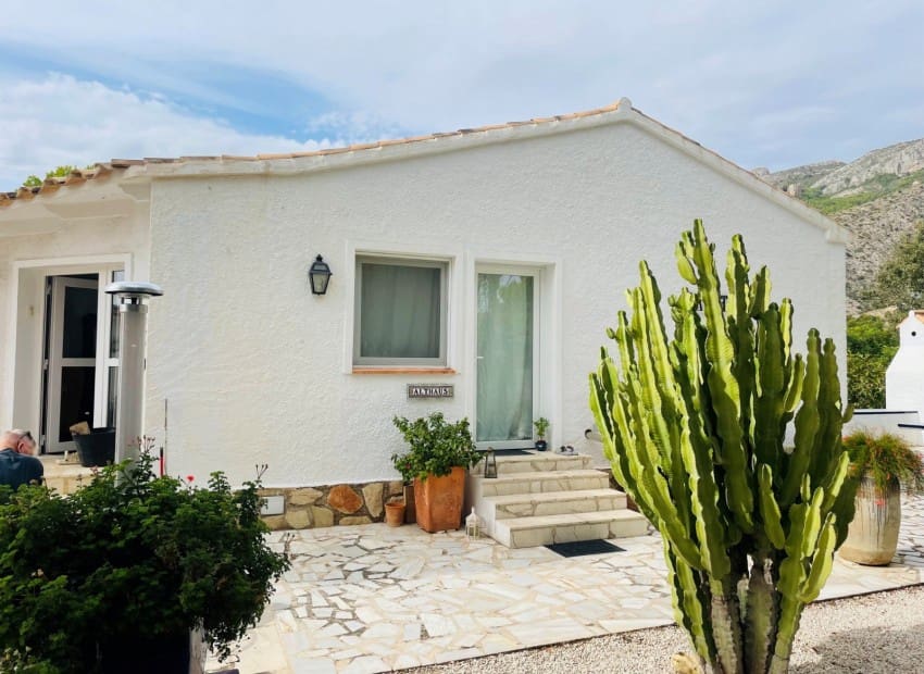 6 slaapkamer Villa te koop in Altea la Vella met zwembad garage - € 740.000 (Ref: 8825748)